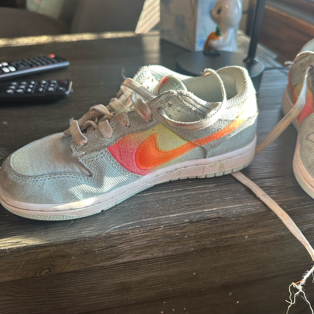 Nike Kids Light Blue Sneakers with Orange-Pink Swoosh